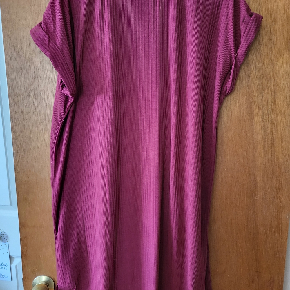 LuLaRoe Ribbed Burgundy Chelsea Dress - Picture 4 of 4